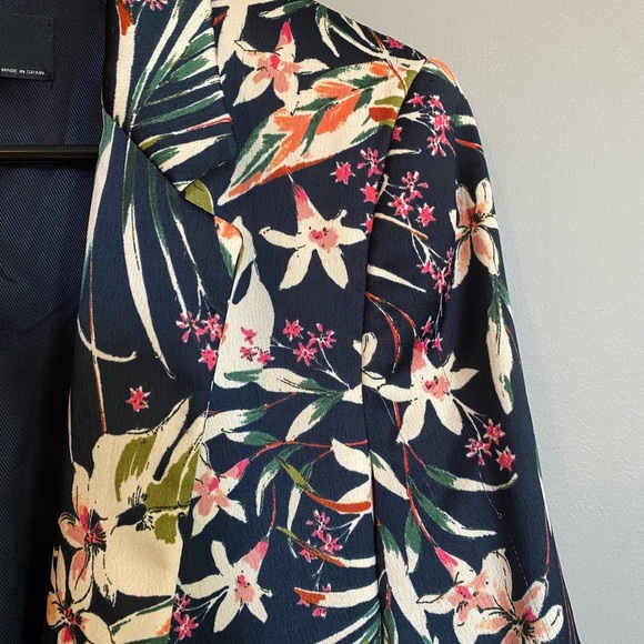 Zara Tropical Floral Satin Effect Blazer 3/4 Ruched Sleeves Women's Size M - Picture 3 of 9